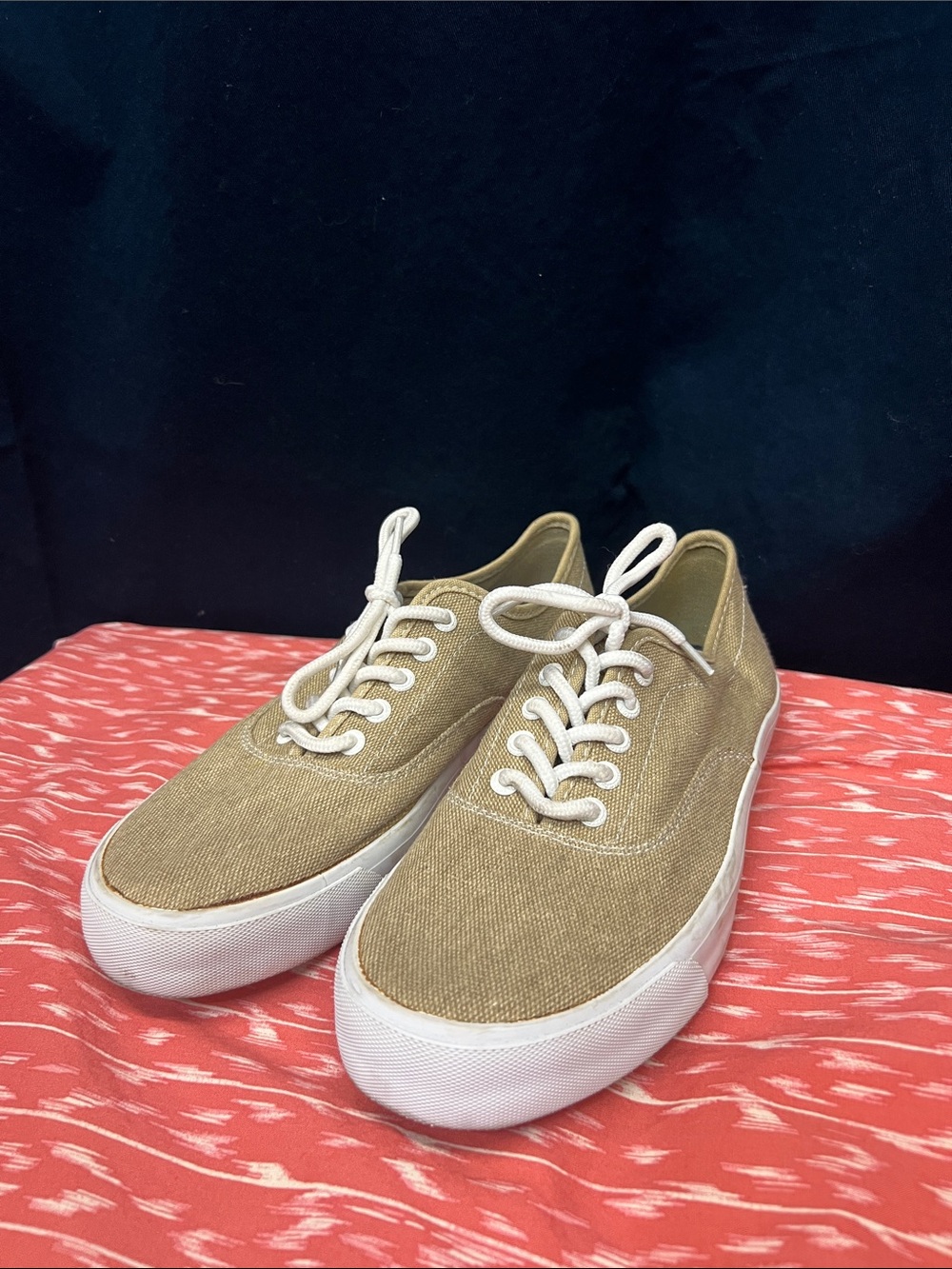 Tan Nautical lace up casual shoes just like Vans